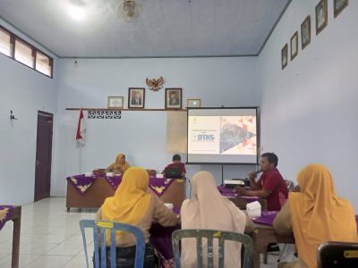 Rapat koordinasi DTKS di SIKS-NG Tingkat  Kecamatan Adimulyo